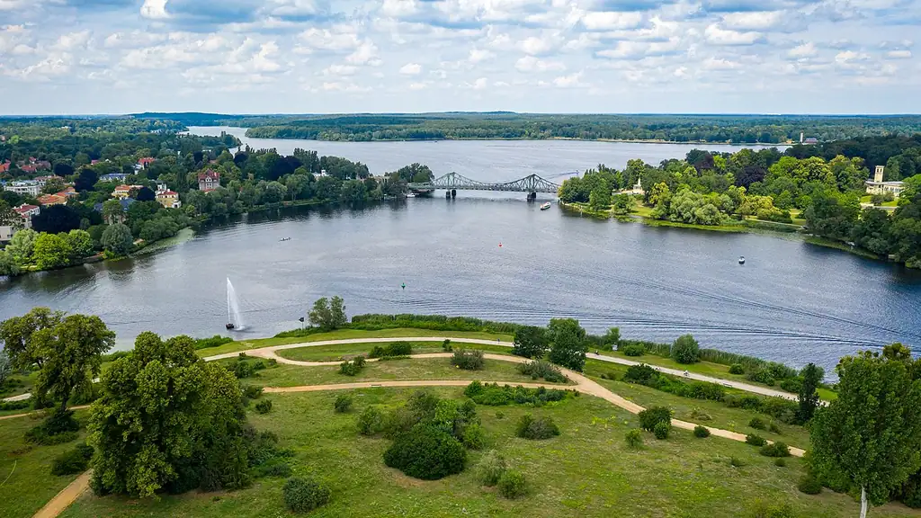 Glienicker Brücke