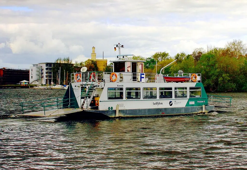 Nahverkehr in Potsdam - Fähre