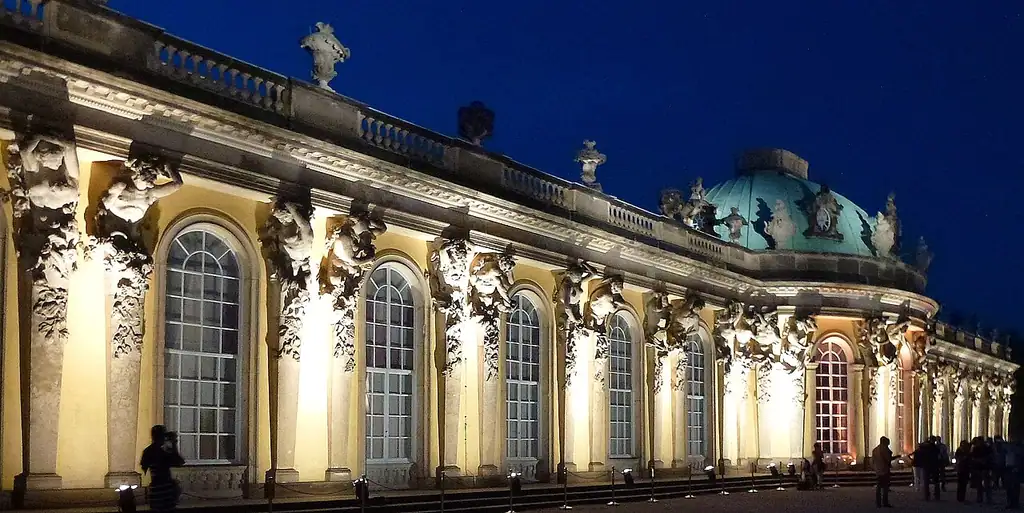 Schloss Sanssouci Hofdamenflügel